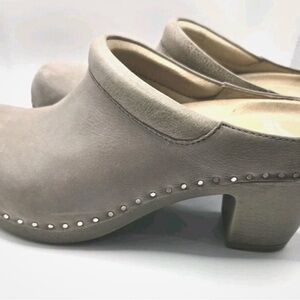 Dansko Sammy Leather Mule clogs for women Size U.S 6.5 - 7 EU 37 Color Taupe